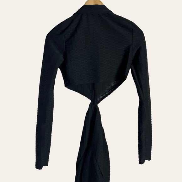 PrettyLittleThing Black Textured Cut Out Waist Midi Shirt Dress Size 2 - Picture 3 of 9